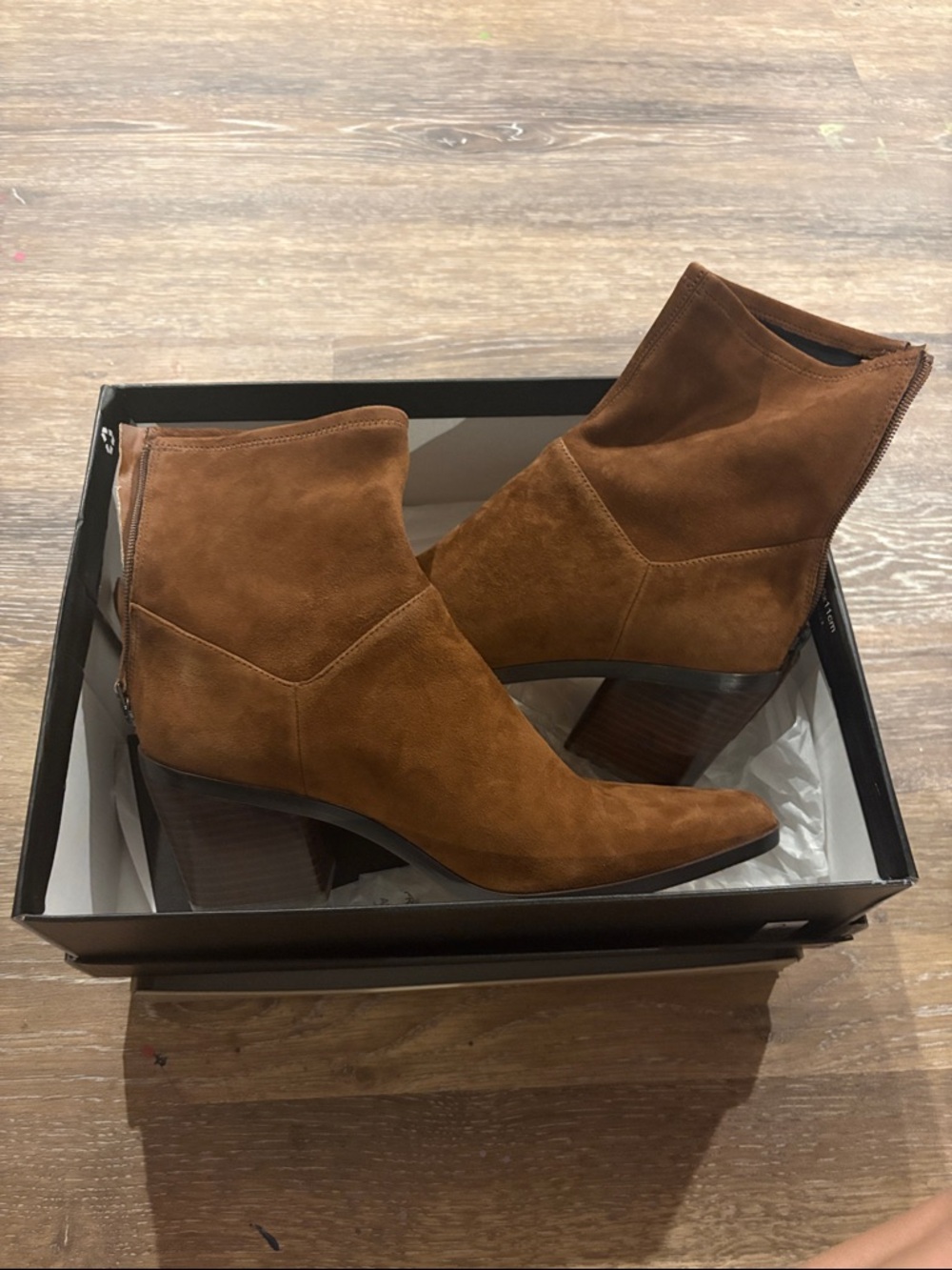 Naturalizer 27 Edit Berkley2 Ankle Boots in Chestnut Suede